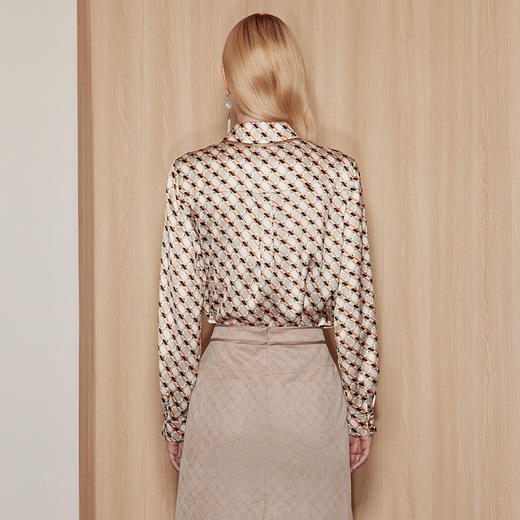 EITIE爱特爱秋季新款修身显瘦百搭印花衬衣上衣7109810 商品图4