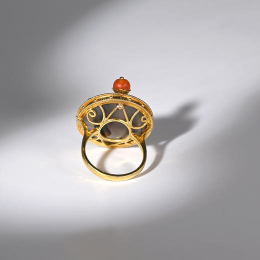 辽代影子玛瑙“天外飞仙”镶金戒指 商品图2