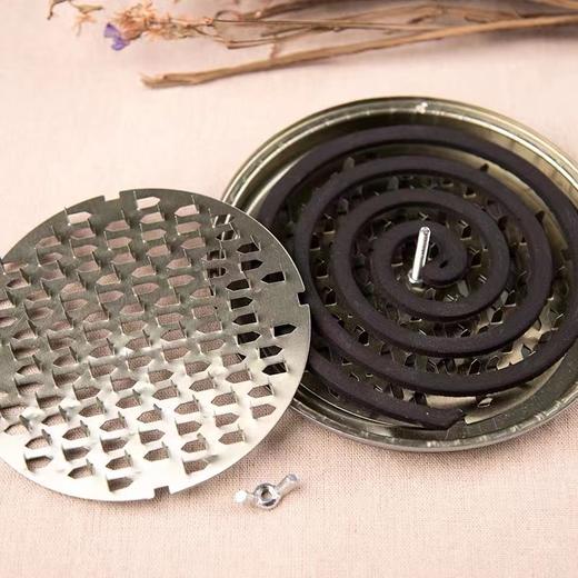 蚊香盘金属蚊香托盘蚊香炉室内户外两用便携可挂式防烫野营夜钓带盖蚊香盒家用室内驱蚊接灰盘 商品图3