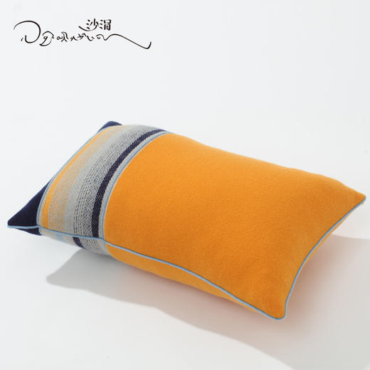 西藏手工艺氆氇羊绒抱枕SJF95P733W 商品图2