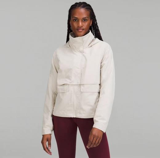 点此购买 lululemon女士连帽休闲短款瑜伽上衣 zc 263341 商品图3