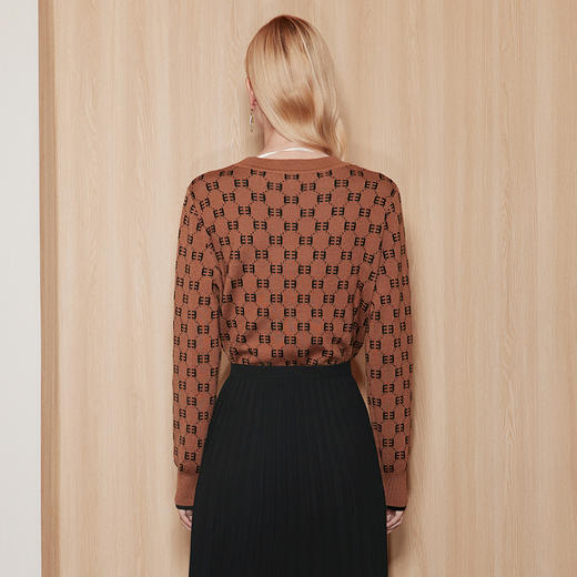 EITIE爱特爱秋季新款时尚修身显瘦套头打底针织衫7101809 商品图10