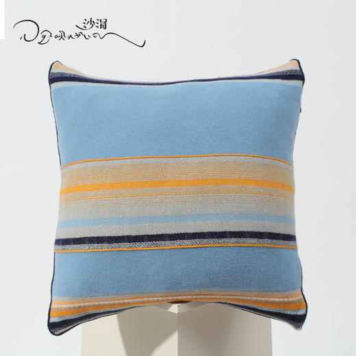 西藏手工艺氆氇羊绒抱枕SJF95P731W 商品图0
