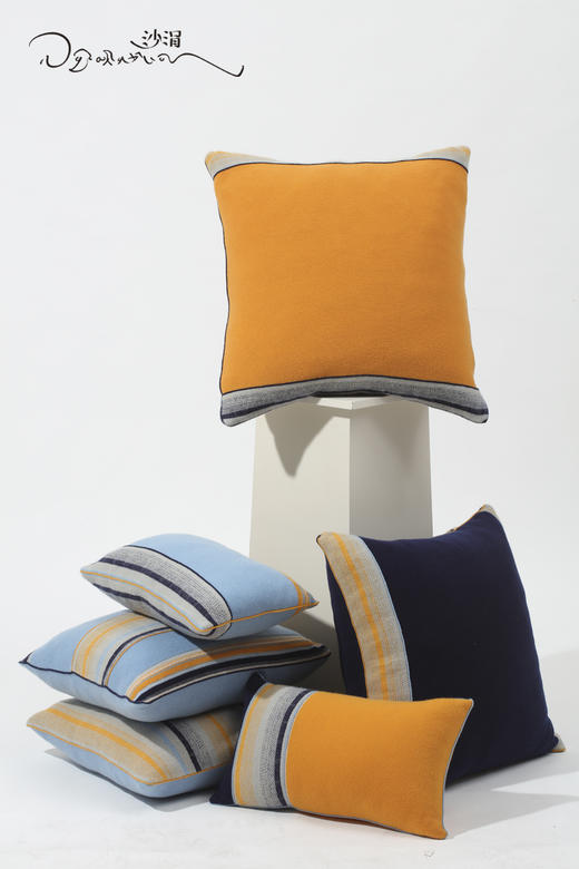 西藏手工艺氆氇羊绒抱枕SJF95P730W 商品图4