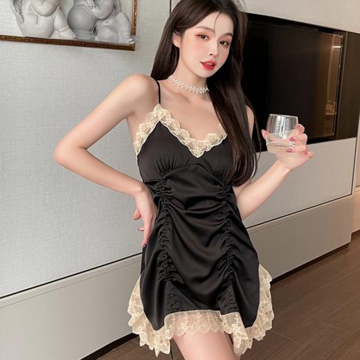 【七夕女神战袍】性感女士蕾丝睡裙  v领薄款露背丝质吊带睡裙 深V诱惑展现迷人锁骨 商品图1