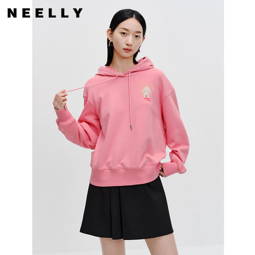 NEELLY纳俪商场同款粉色连帽卫衣秋季新款显瘦长袖休闲套头上衣女N23082J01110 商品图0