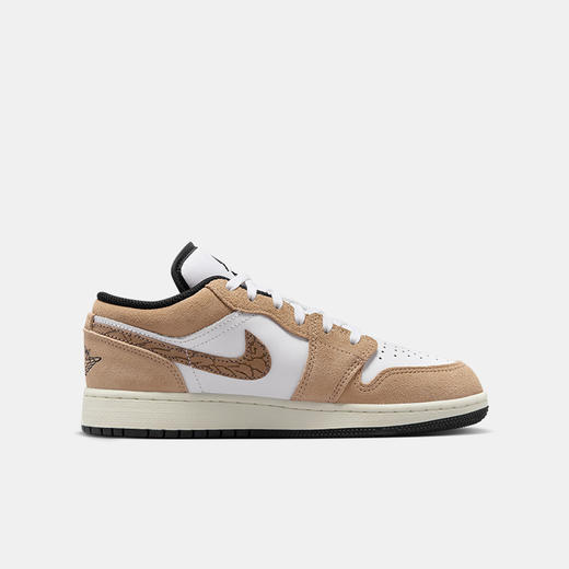 Air Jordan 1 Low SE (GS) 大童运动童鞋 DZ5368 商品图2