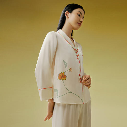 【一支芍药】100%桑蚕丝中式青果领长袖衣裤套宽松真丝睡衣家居服金三塔 YSFDC204 商品图1