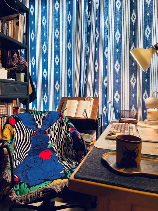 艺术家合作款 | 田东明·大展蓝兔 棉毛纱纺织盖毯（80cmx80cm） 商品图2