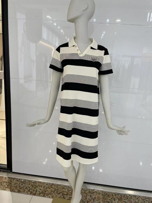 南2蔻引连衣裙 商品图0