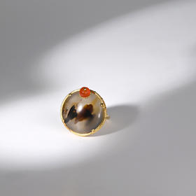 辽代影子玛瑙“天外飞仙”镶金戒指