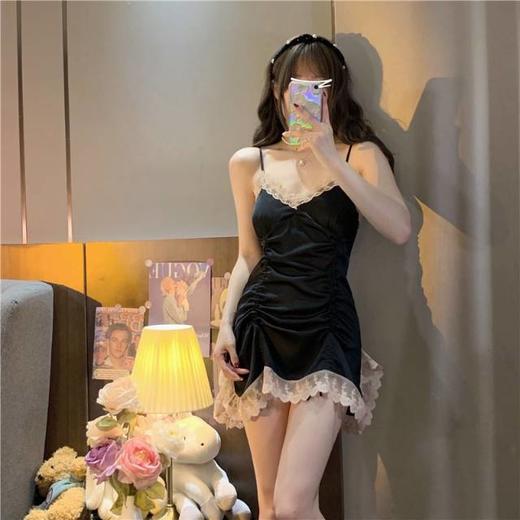 【七夕女神战袍】性感女士蕾丝睡裙  v领薄款露背丝质吊带睡裙 深V诱惑展现迷人锁骨 商品图4