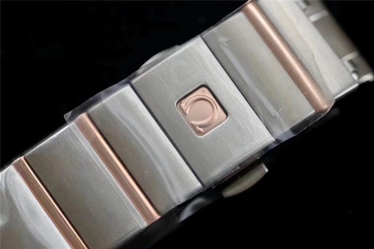 ZF厂欧米茄星座复刻表-24mm石英款曼哈顿女表对比正品