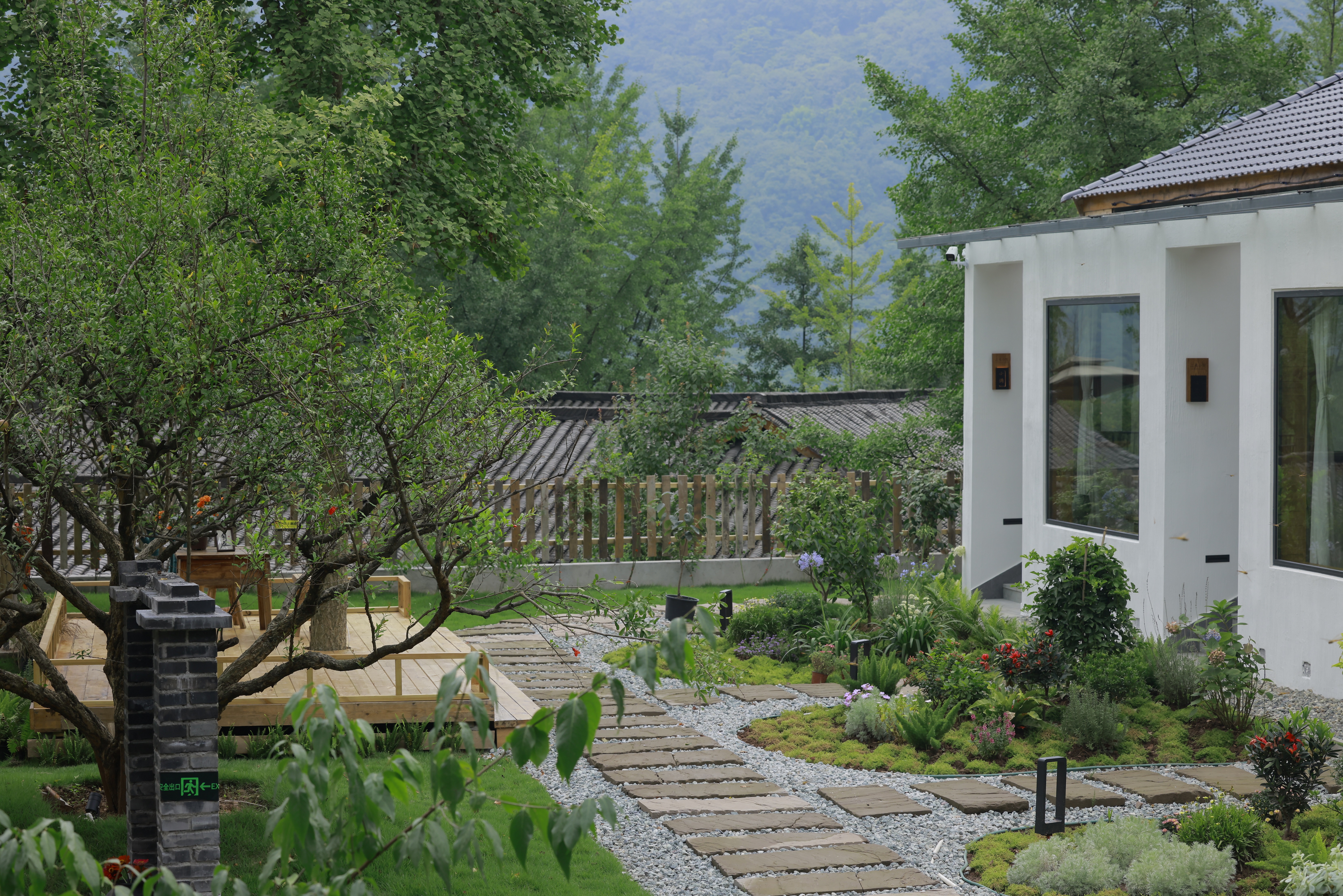 【青城山·457号院】3房温泉私汤院子，占地2000㎡的超大庭院，带3个私汤泡池、暖气、机麻、厨房 ss