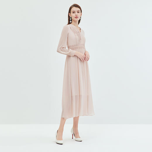 EITIE爱特爱法式复古垂坠网纱V领收腰长袖连衣裙秋季新款C2307248 商品图7