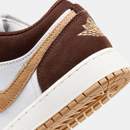 Air Jordan 1 Low SE (GS) 大童运动童鞋 FB2216 商品图7
