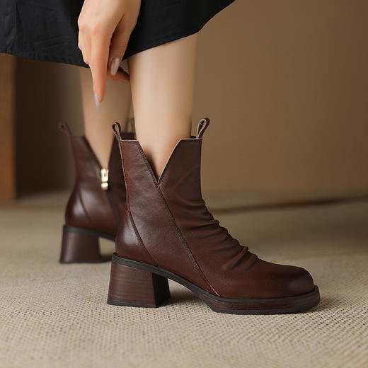 秋冬新款，头层牛皮粗跟圆头短靴YX-A1010 商品图2