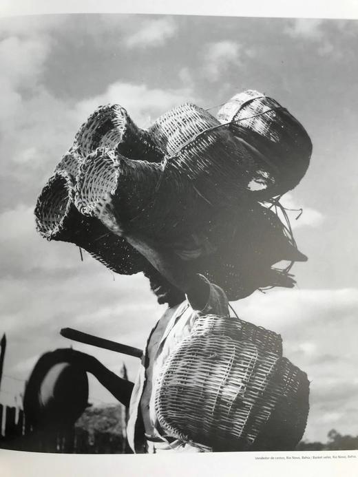 大地上的宁静 约百幅插图 精装大16开 商品图10