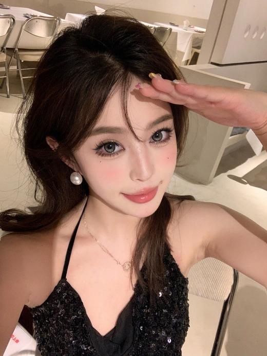 puff girl半年抛美瞳 墨鱼灰崽 14.5mm 商品图0