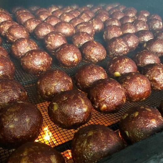 湖南邵阳猪血丸子农家自制柴火烟熏豆腐贵州湘西云南特产血粑圆子 商品图4