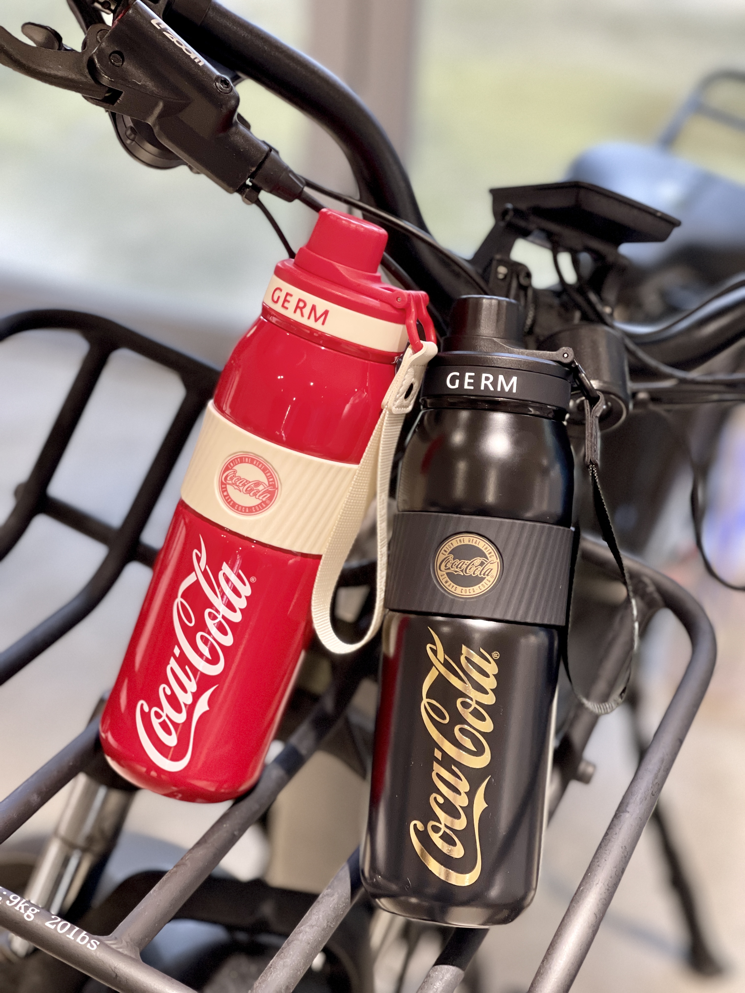 可口可乐联名款元气运动保温杯 580ML