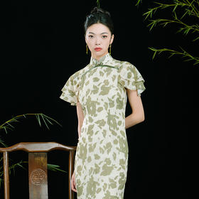 荷言GL 怜秋 绿色印花喇叭袖设计感旗袍
