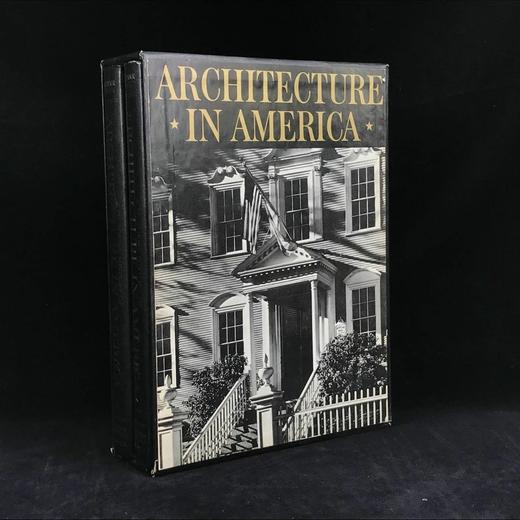 美国建筑图史（全2卷） 约千幅插图 精装大16开带书匣 商品图0
