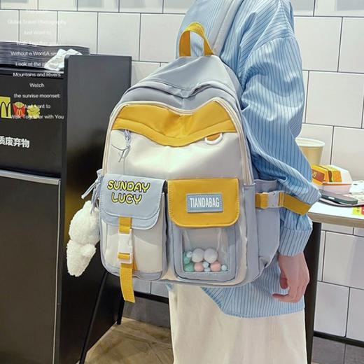 【韩版书包❗️新款大容量双肩包】春夏潮校园原宿风，外观简约却耐看，内部设计合理，多功能分层，轻松装下各种文具和书籍，适合初中高中生使用，是你上学的常备良品。开学季常备开学季六一儿童节礼物 商品图1