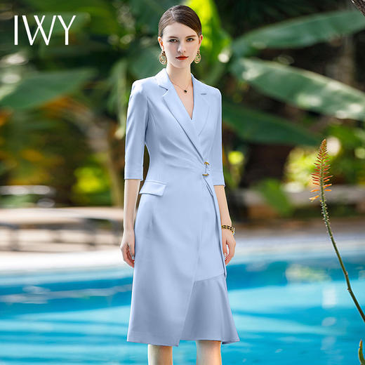 IWY/蓝色高端连衣裙女气质V领修身显瘦医美工服美容院职业装Q772-L 商品图2