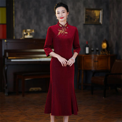 BLH-2330旗袍改良秋季新女酒红色喜长款鱼尾礼服连衣裙 商品图0