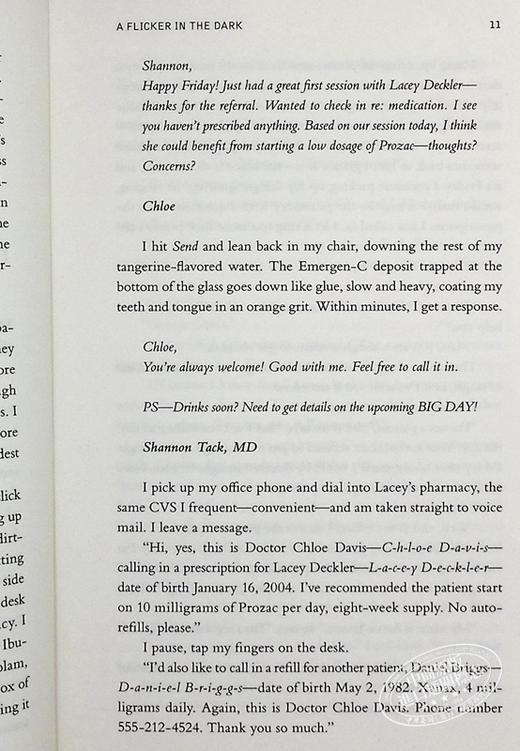 预售 【中商原版】黑暗中的闪烁 A Flicker in the Dark 英文原版 Stacy Willingham 商品图5