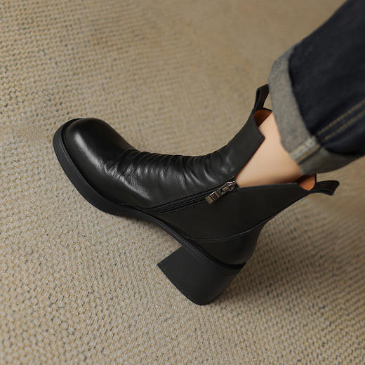 秋冬新款，头层牛皮粗跟圆头短靴YX-A1010 商品图11