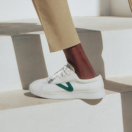 【特价】瑞典TRETORN帆布鞋 女Nylite休闲鞋复古板鞋透气轻便小白鞋 商品图3