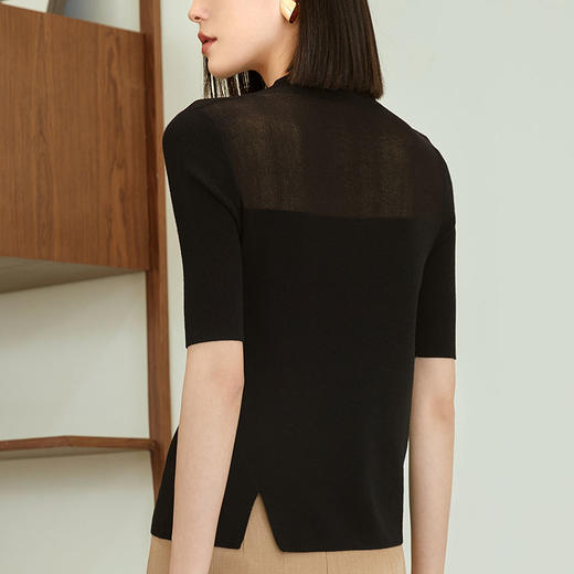 玳莎半高圆领针织衫女新款小众拼接设计感修身套头衫  DC33101 商品图3