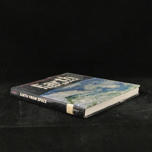 从太空看地球 200余幅彩色插图 精装16开 商品图1