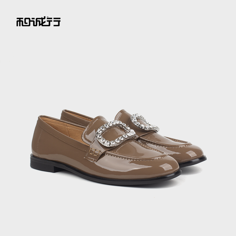 和诚行 2023秋冬新款气质方扣水钻单鞋女士时尚百搭乐福鞋1580023