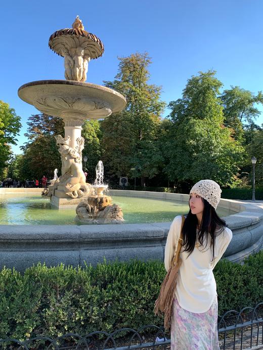 Read Nameless /初秋第一件白色打底T+许愿池半裙 商品图5