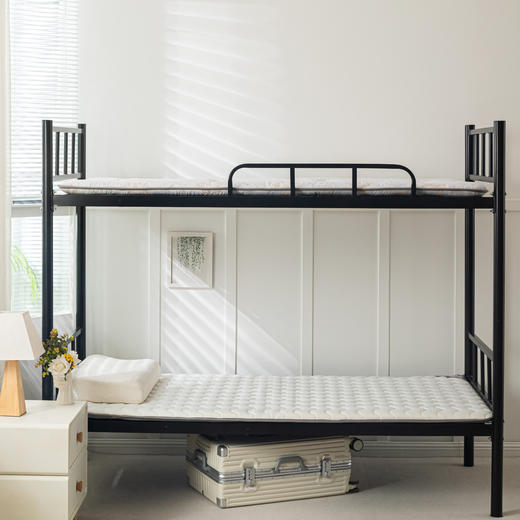 多喜爱  泰尚复合乳胶垫【泰国进口乳胶源液】【抗菌防螨】【久用不塌】【保暖透气】 商品图7