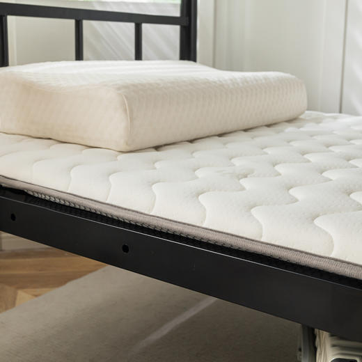 多喜爱  泰尚复合乳胶垫【泰国进口乳胶源液】【抗菌防螨】【久用不塌】【保暖透气】 商品图10