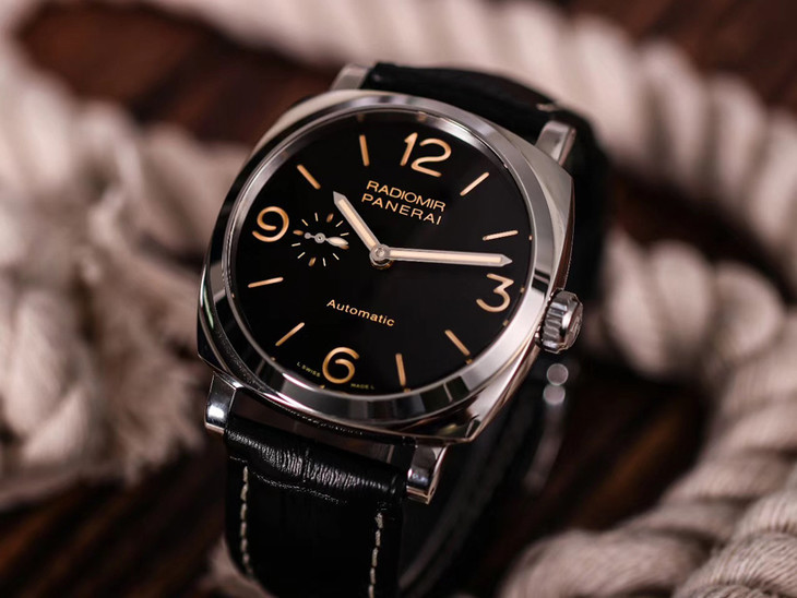 轻盈的“大块头”—V9厂沛纳海572珍珠陀机芯复刻表新品发布