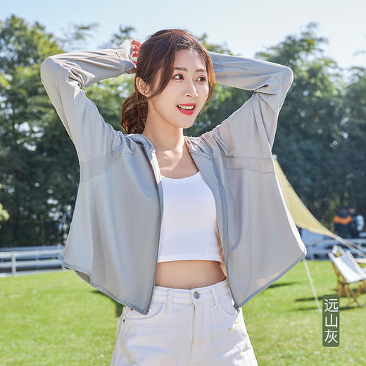 【一件抵6件！全面防晒】2023新款焦下短款防晒衣，女夏季防紫外线，黑胶冰丝连帽防晒服，有效阻隔紫外线99.9%，吸湿速干，运动持续干爽，加宽黑胶帽檐，透气不闷热！ 商品图6