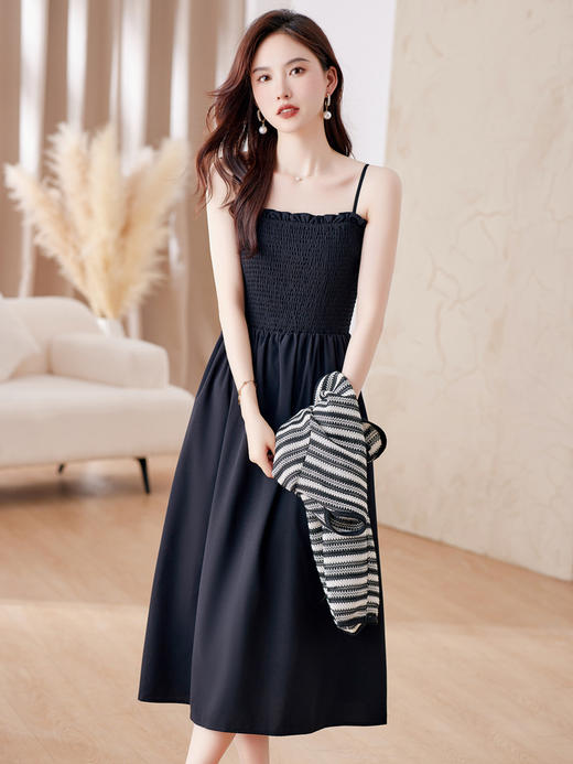 秋季新款，气质时尚优雅条纹针织开衫修身吊带连衣裙两件套HR-WA23679 商品图1