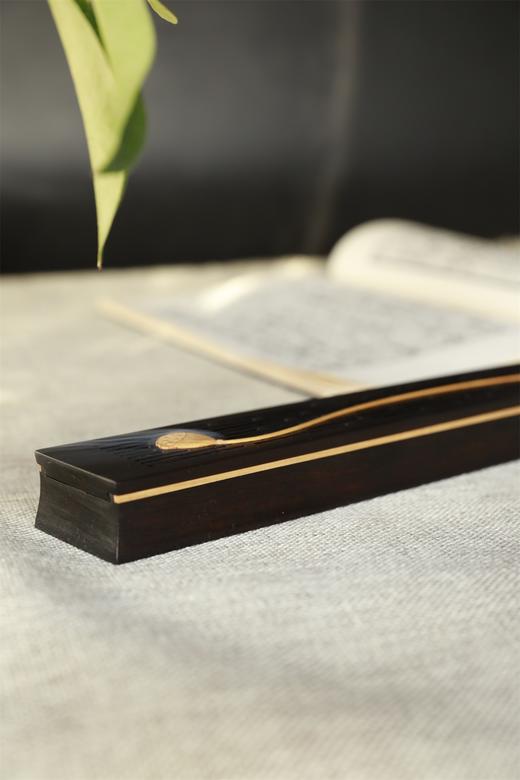 好运连连°紫光檀镶黄杨线香盒 商品图3