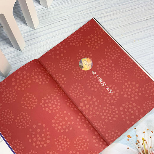 弄堂里的白马 商品图1