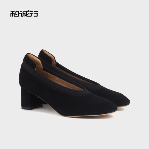 和诚行 2023秋冬新款通勤浅口中跟单鞋女真皮舒适透气单鞋1360034 商品图4