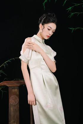 荷言HEYEN 湖上初晴 手工刺绣旗袍