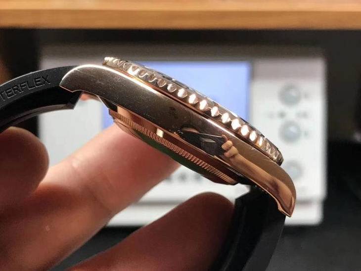 AR厂劳力士金游艇116655比N厂金游艇要好吗?