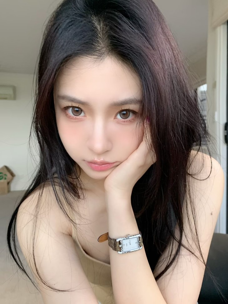 FlowerColor美瞳 年抛隐形眼镜 月夜萤火棕 14.2mm 1副/2片 左右度数可不同-VVCON美瞳商城19 FlowerColor美瞳 年抛隐形眼镜 月夜萤火棕 14.2mm 1副/2片 左右度数可不同 - VVCON美瞳商城