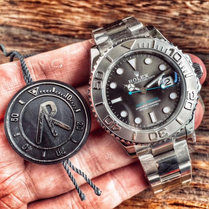 AR厂劳力士37毫米灰游艇268622复刻表还有什么瑕疵?会一眼假吗?