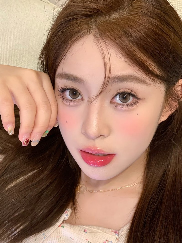 FlowerColor美瞳 年抛隐形眼镜 月夜萤火棕 14.2mm 1副/2片 左右度数可不同-VVCON美瞳商城11 FlowerColor美瞳 年抛隐形眼镜 月夜萤火棕 14.2mm 1副/2片 左右度数可不同 - VVCON美瞳商城